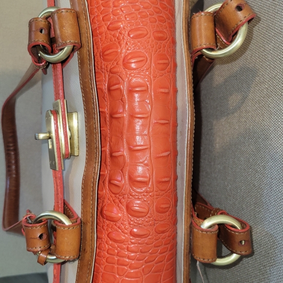 ****PRICE REDUCTION****Brahmin Orange & Cream Purse - Picture 7 of 9